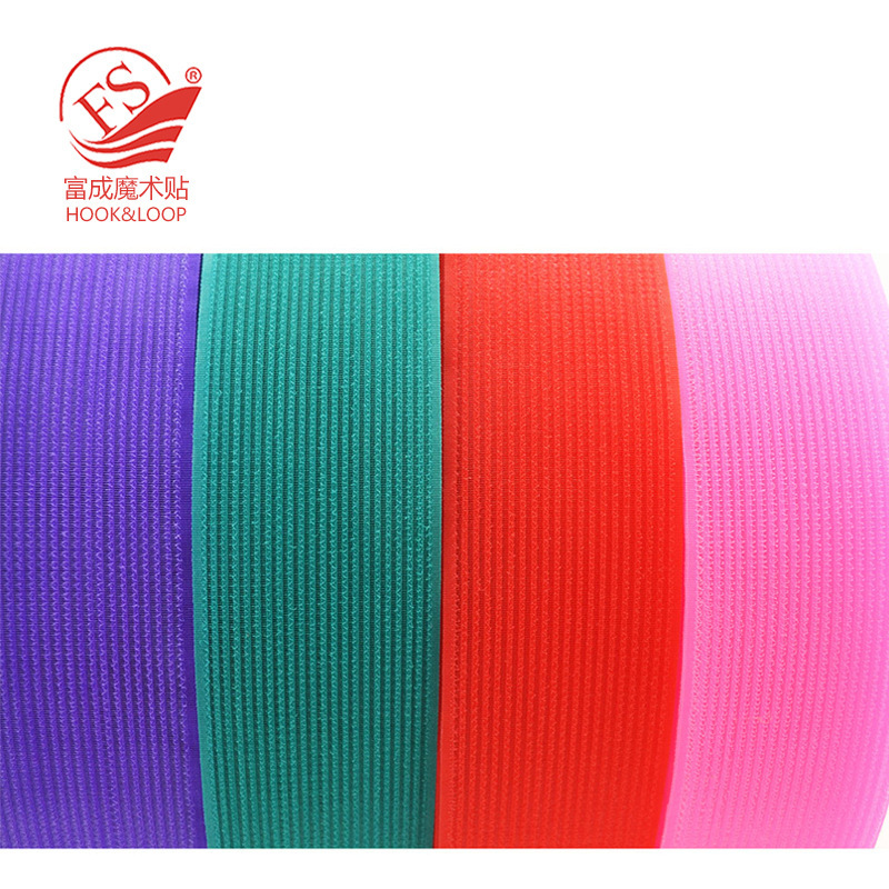 The factory directly sells hairline Liu Haitai 6cm with curly hairline tape and nylon colored hairline with magic stickers.