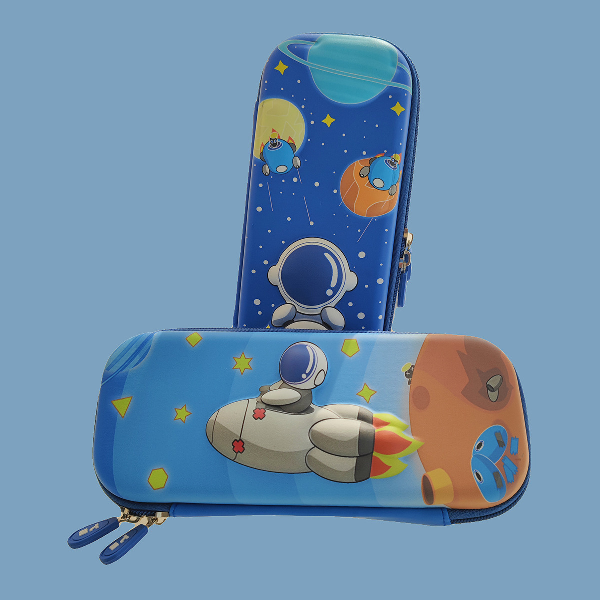 New astronaut pocket card-to-cylinder 3D stationery box for elementary schoolboys with large-capacity multi-purpose pen