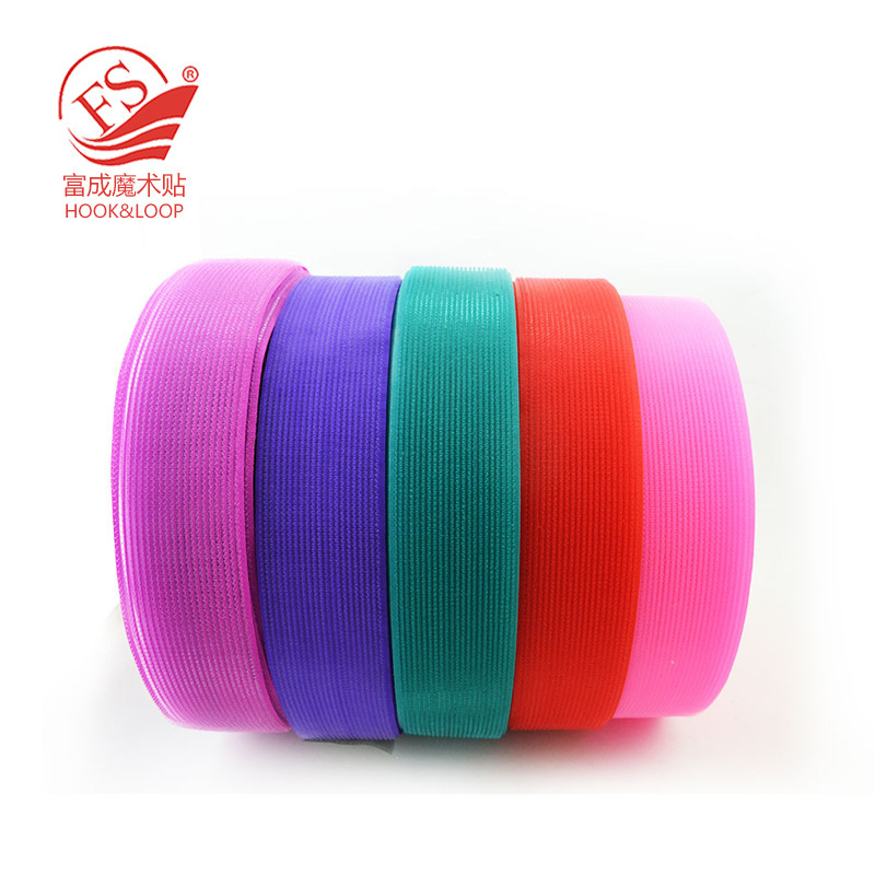 The factory directly sells hairline Liu Haitai 6cm with curly hairline tape and nylon colored hairline with magic stickers.