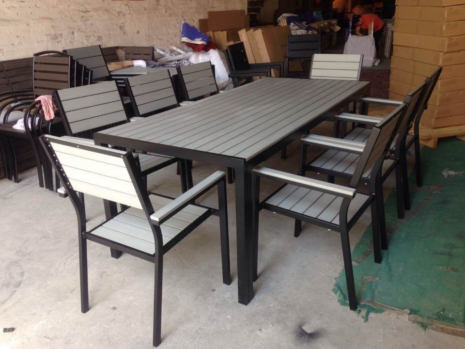 Outdoor furniture, outdoor tables, chairs, wooden chairs, indoor garden tables, chairs, and a new combination of tables and chairs