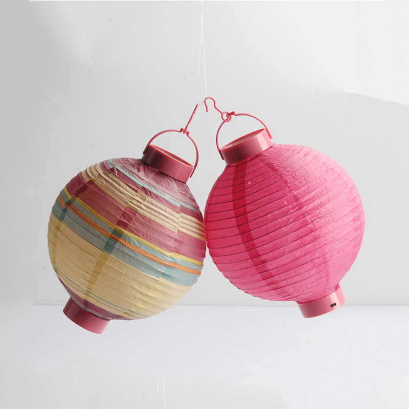 Purely hand-held paper lamps, interior decorated round paper lamps, folded lamps.