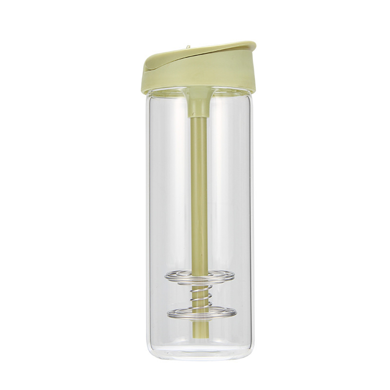 A double glass with a high-temperature-resistant, transparent student suction glass, and then a whole series of hands.