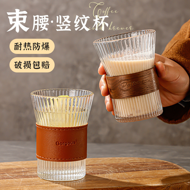The Creativity Pistol home with the hot coffee cup and the iron latte for the hot glass. 모든 사진 보기
