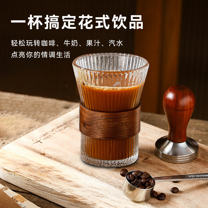 The Creativity Pistol home with the hot coffee cup and the iron latte for the hot glass. 모든 사진 보기