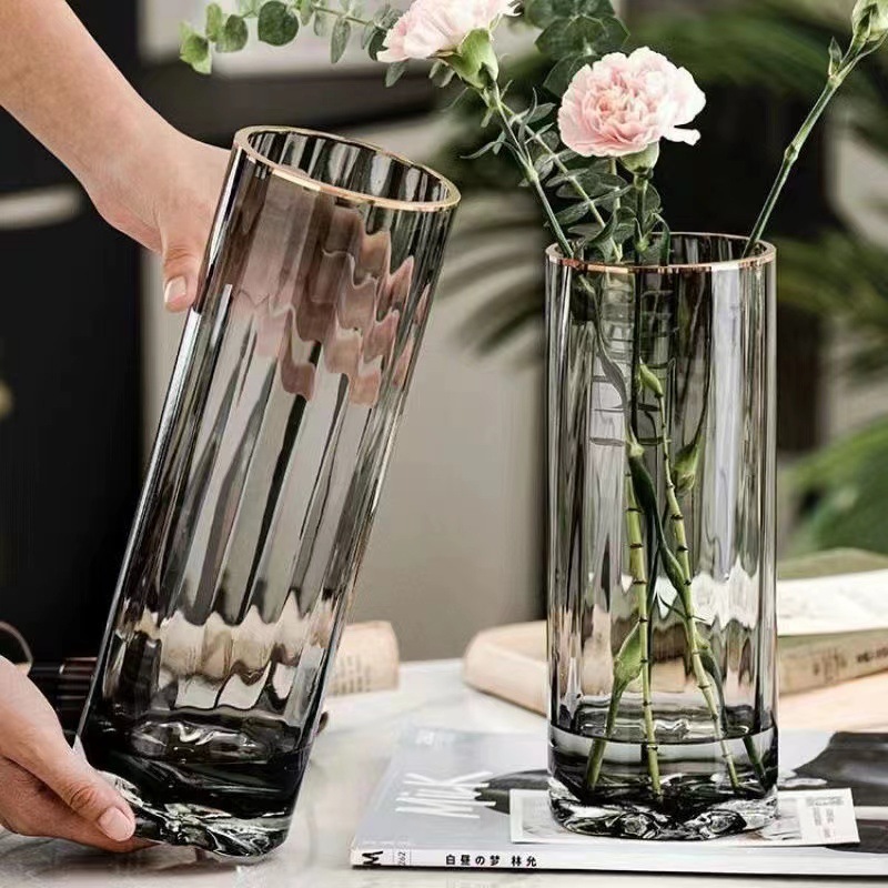 High-end U.S. vase retro-barrel glass.