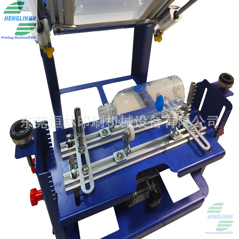 Cyclical cone of the chalk-printer ' s hand-made arc-shaped tether-wire printing machine