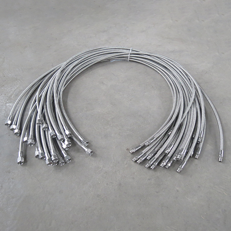 Supplying an outer screw and a screw-up metal hose soft connection 304 stainless steel liner.