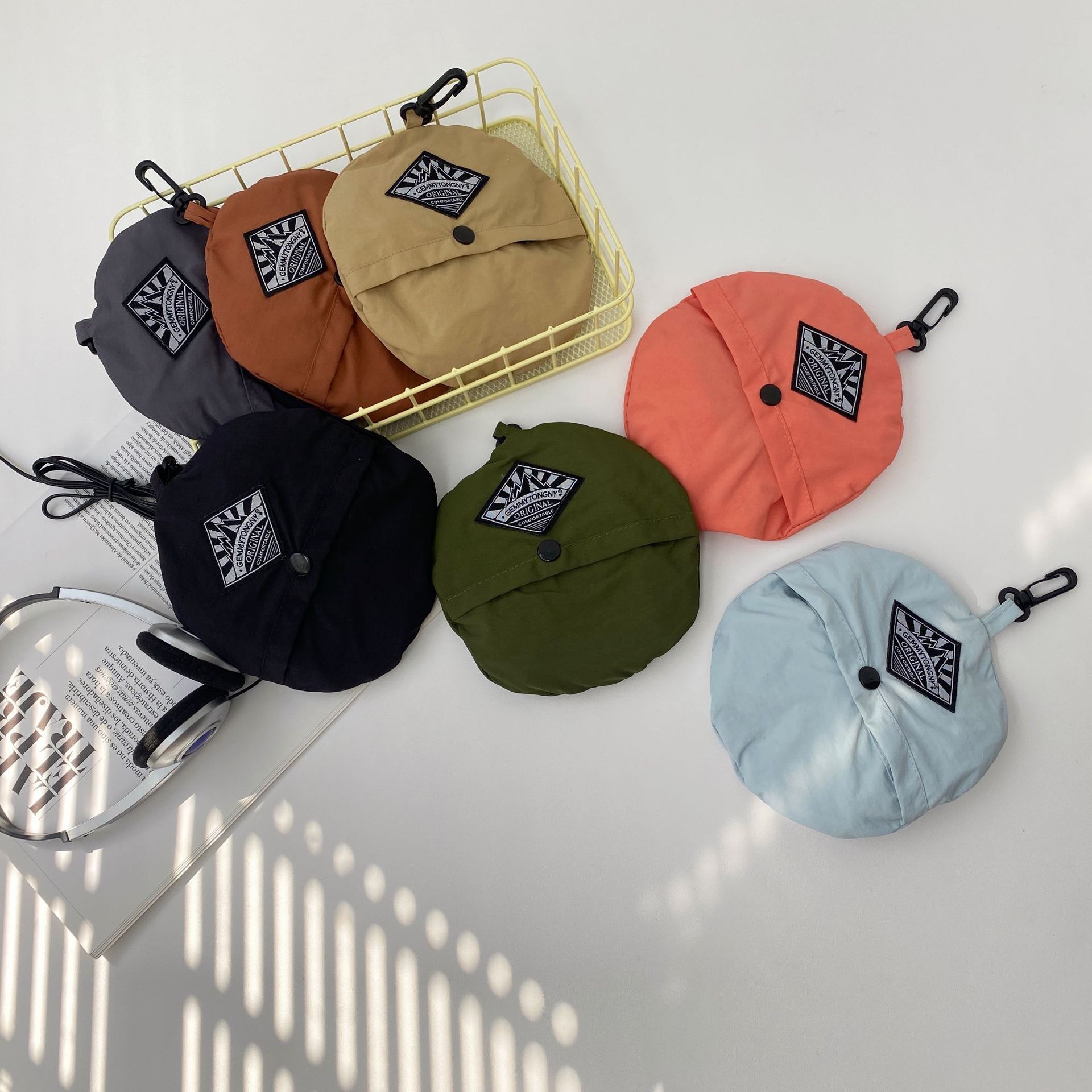 Water-proof fisherman hats can be used for summer bun hats, short-scrambled out-of-the-scene caps.
