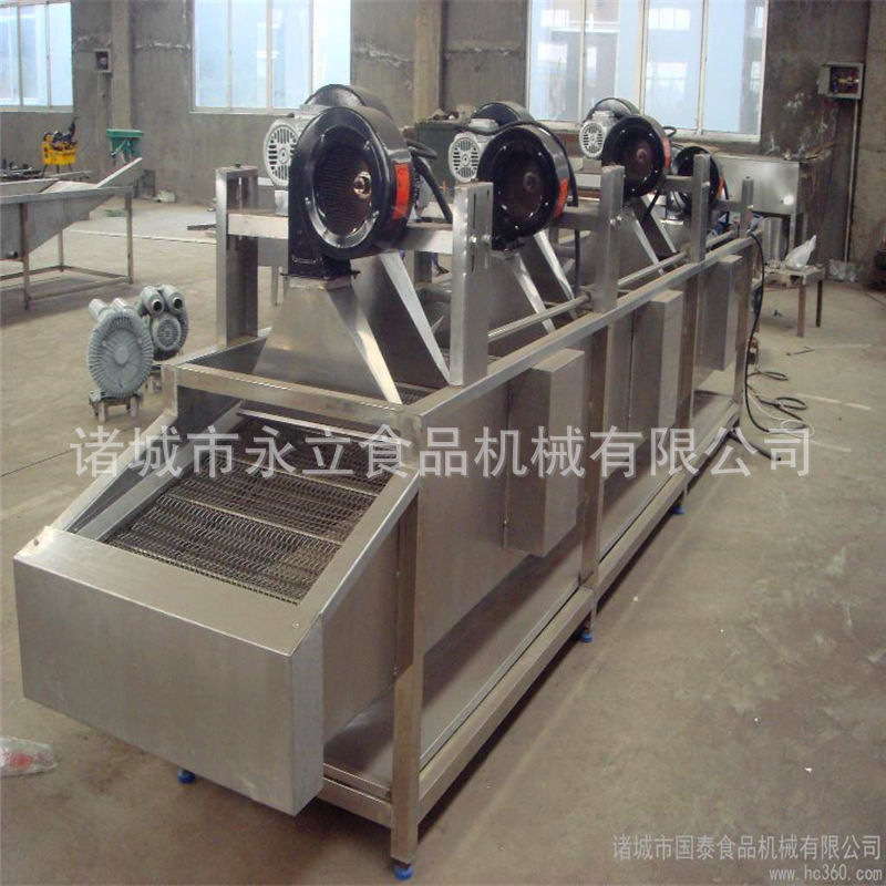Loại cây đỏ quy mô nhỏ rửa sạch dòng nước khô, dòng chảy khô dưới dạng nước xoay.