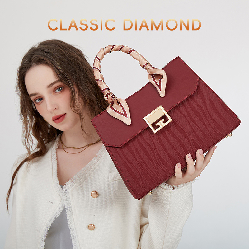 CLASSICDIAMOND結婚紅色包包新娘女2023新款高級感大氣手提斜挎包