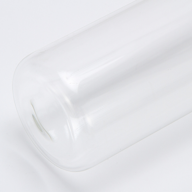 A double glass with a high-temperature-resistant, transparent student suction glass, and then a whole series of hands.
