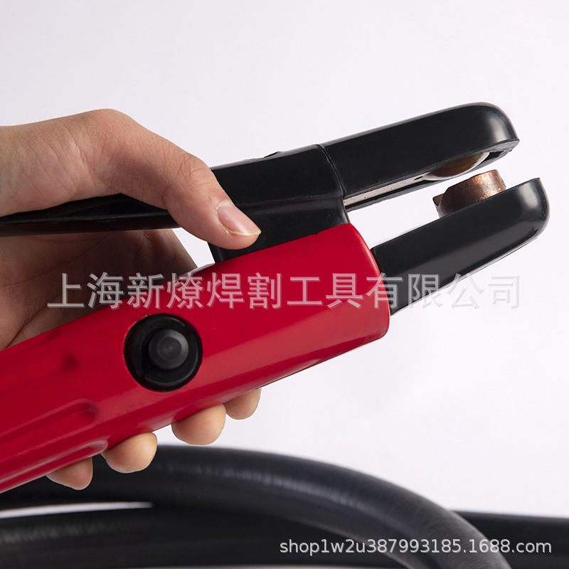 The manufacturer sold the U-lone carbon arc torch K5,000 1250A export rifle.