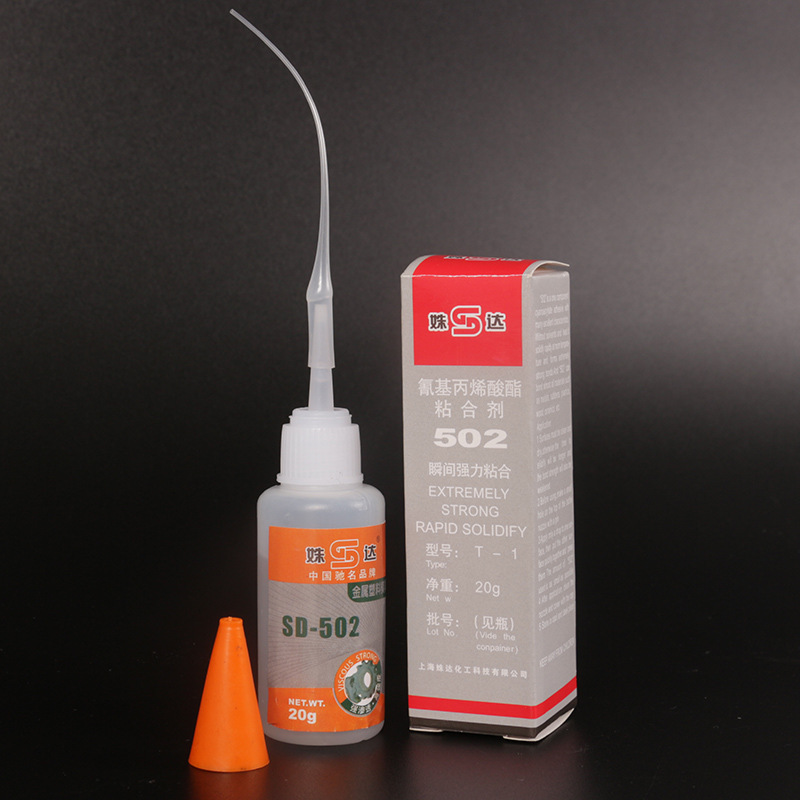 A 3-second liquid box of 502 transient glue.