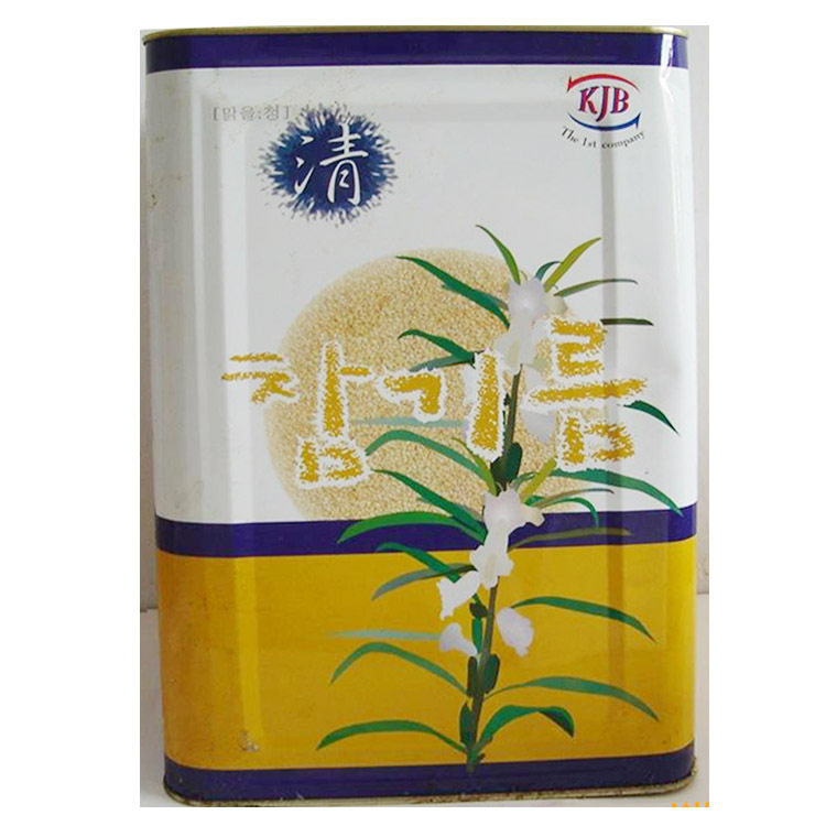 Chín lít dầu tương đương nhau, 500ml, tinh khiết dầu, bán trực tiếp.