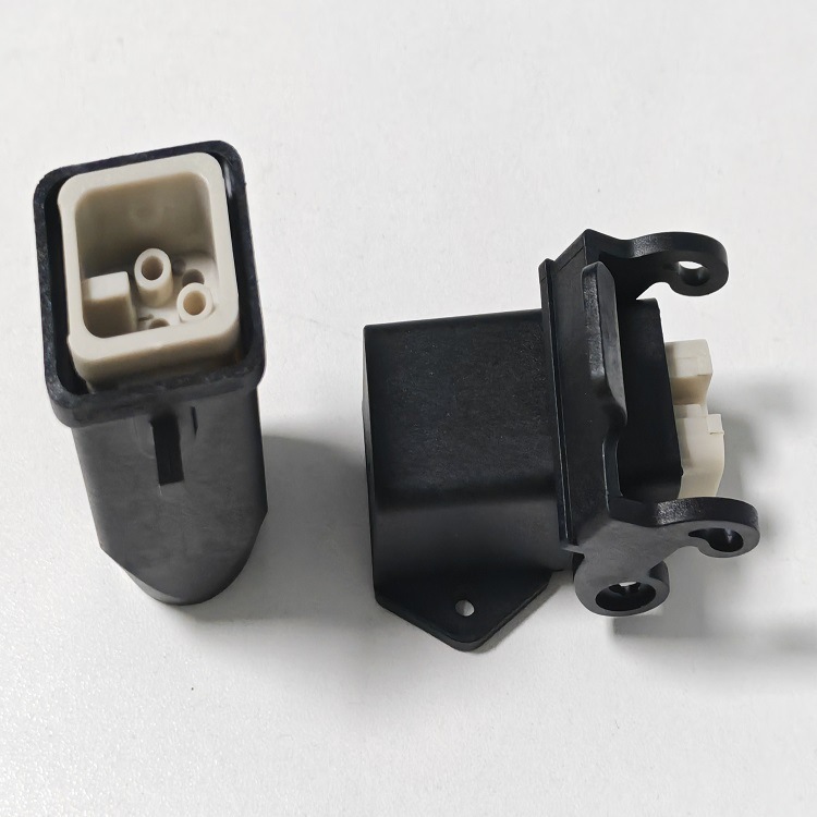 Rectangular heavy load connector aviation plug-in parent-to-heat stream connector 8 core docking