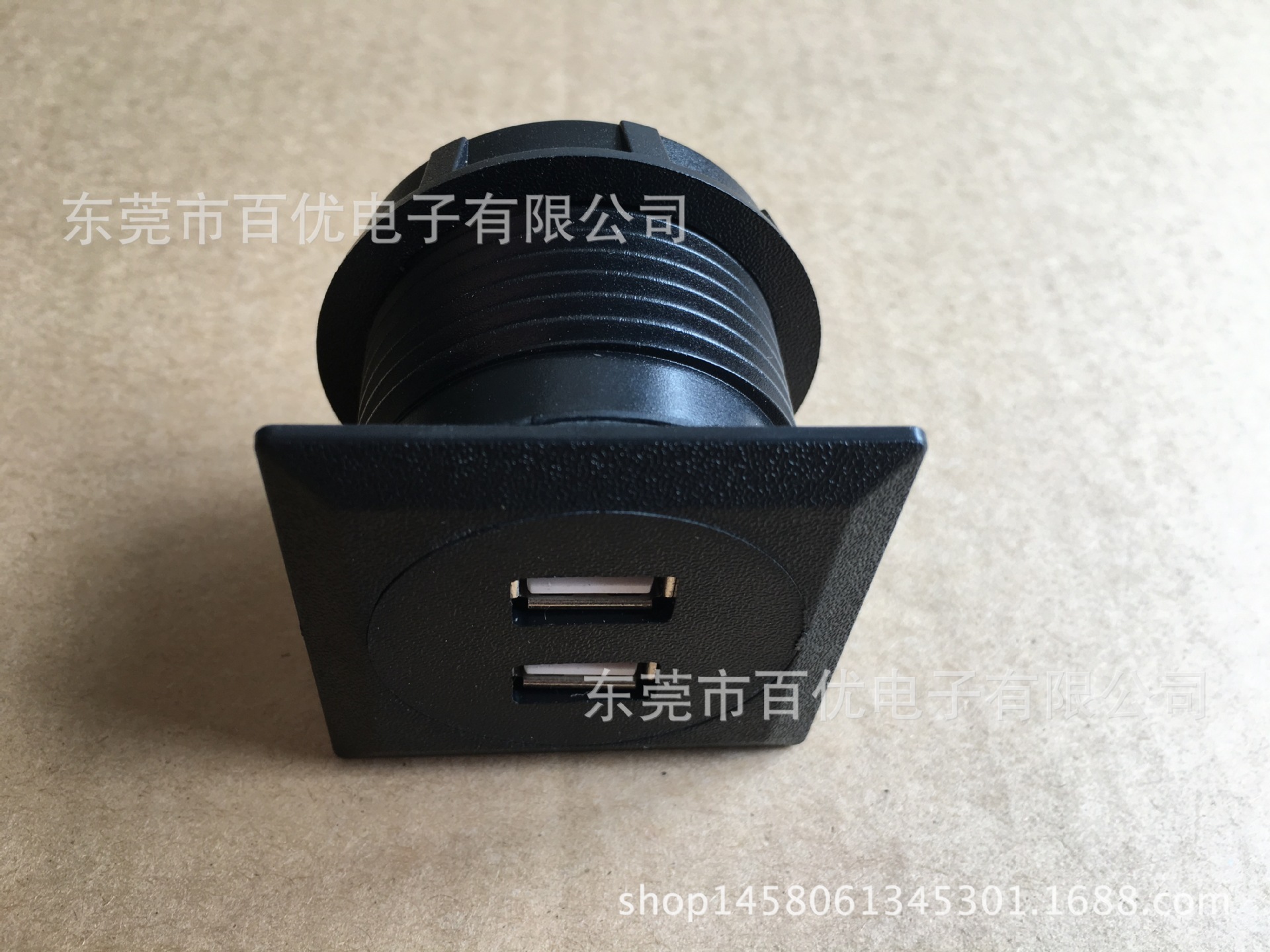 U.S. Plug-in, U.S. furniture charge power, 5V2A sofa fast charge USB power supply, custom-made.