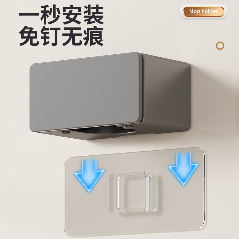Tow-to-to-to-to-tw trên các bức tường qua ban công