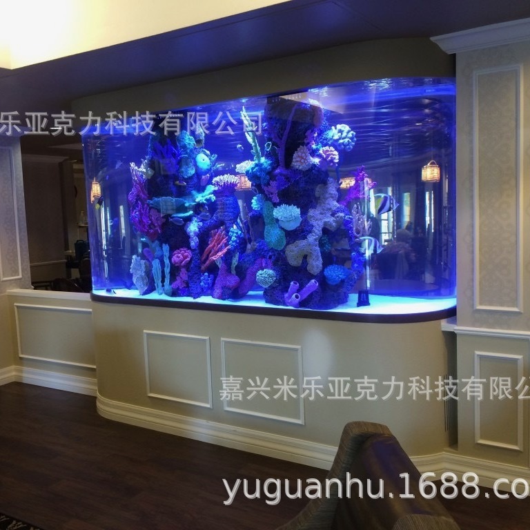 Nhà máy cung cấp xe tăng Aclik mới với đầu đạn.