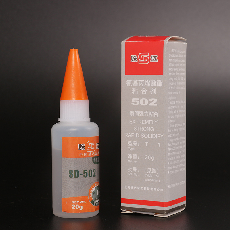 A 3-second liquid box of 502 transient glue.