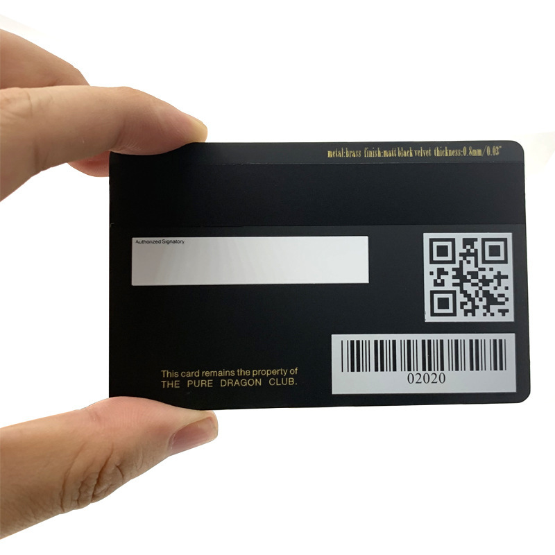 The manufacturer customised the metallic dumb black card, the emptiness lass metal card, the stainless steel business card.