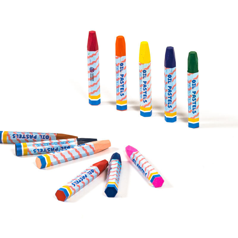 The factory is selling a six-point cartoon stick that washs multi-coloured children's paints of 18 colours.