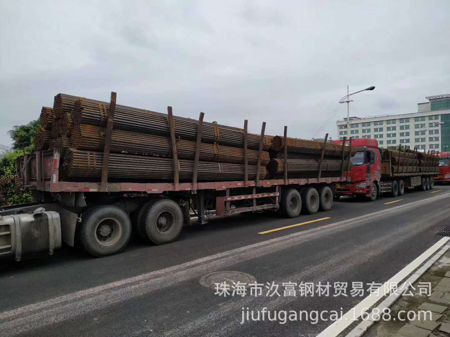 Zhongshan's pipe liner is sold directly to the factory.