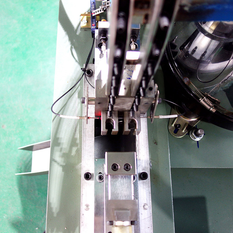 Headphone assembly equipment plant, electronic fittings, fully automated penetrating machine, non-standard automated assembly