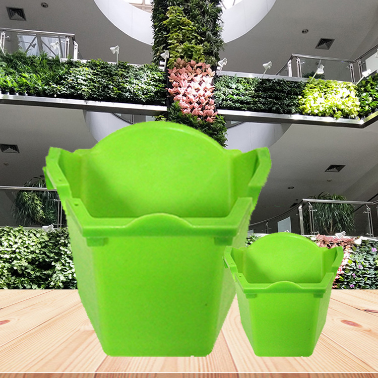 Sự kết hợp giữa những bó hoa DIY của ban công vải nhung nhựa với những bó hoa tường trong nhà vệ sinh