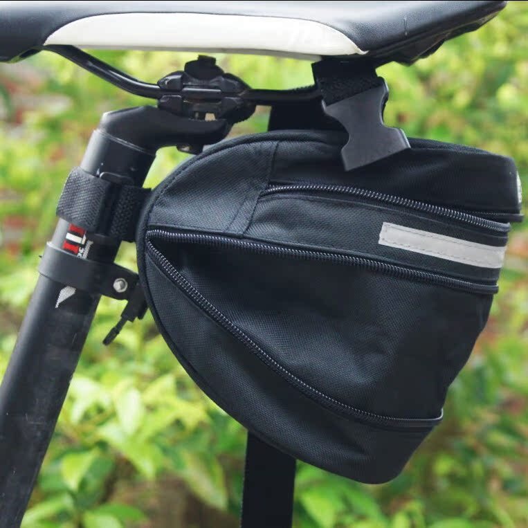 Ride-mountain saddle bag, seat tube, back seat bag, seating kit, bike equipment.