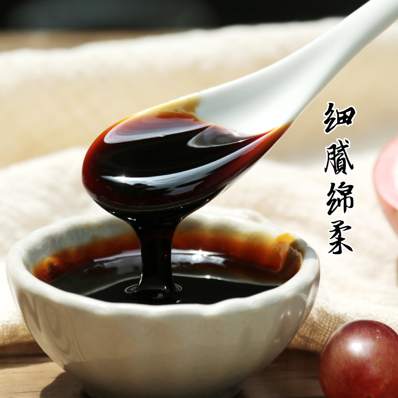 Kẹo đường đỏ lỏng, kem, kem và kem và trà ngọc trai cho thư bán sỉ cay.