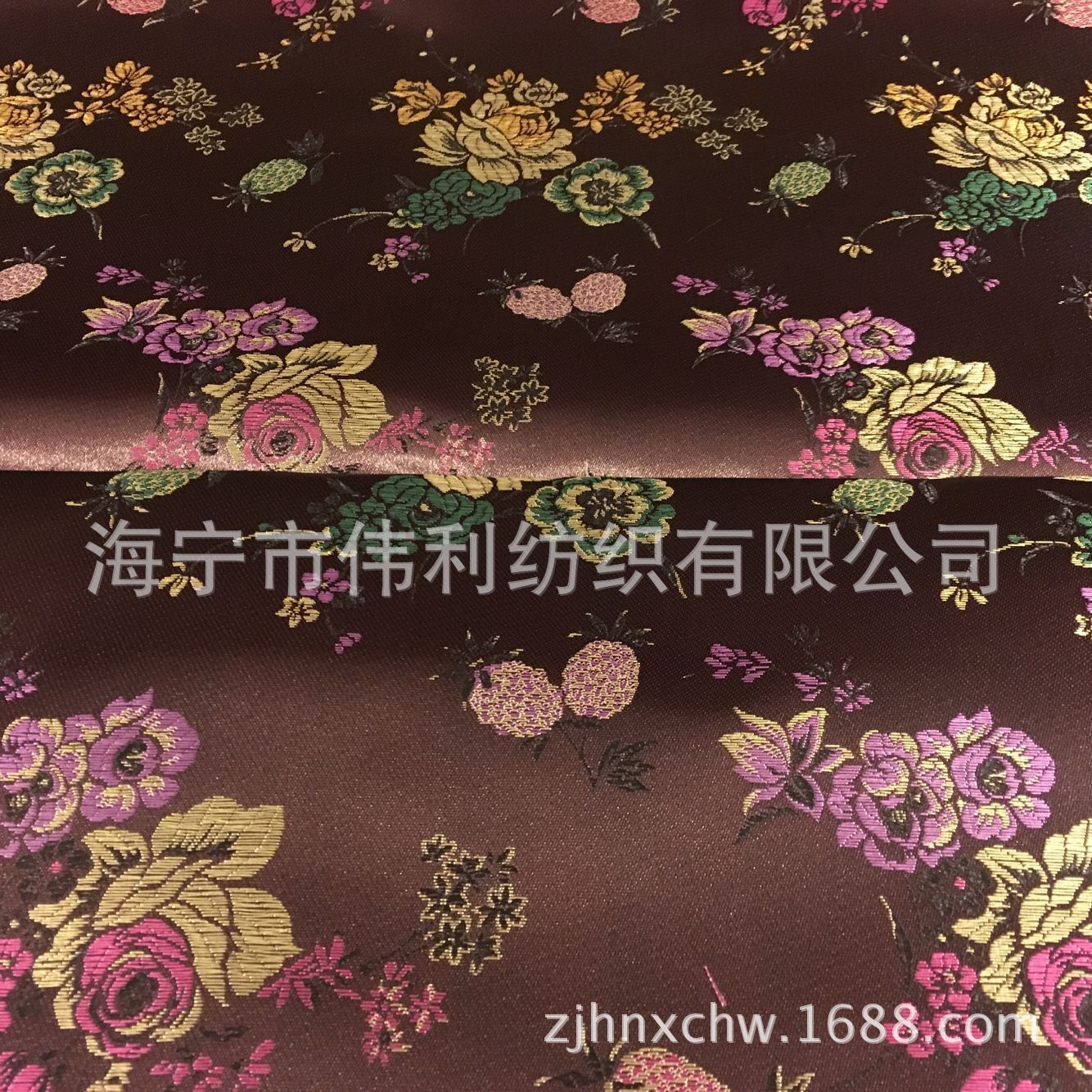 供应织锦缎，婚纱面料，汉服面料，寿衣面料，童装面料。