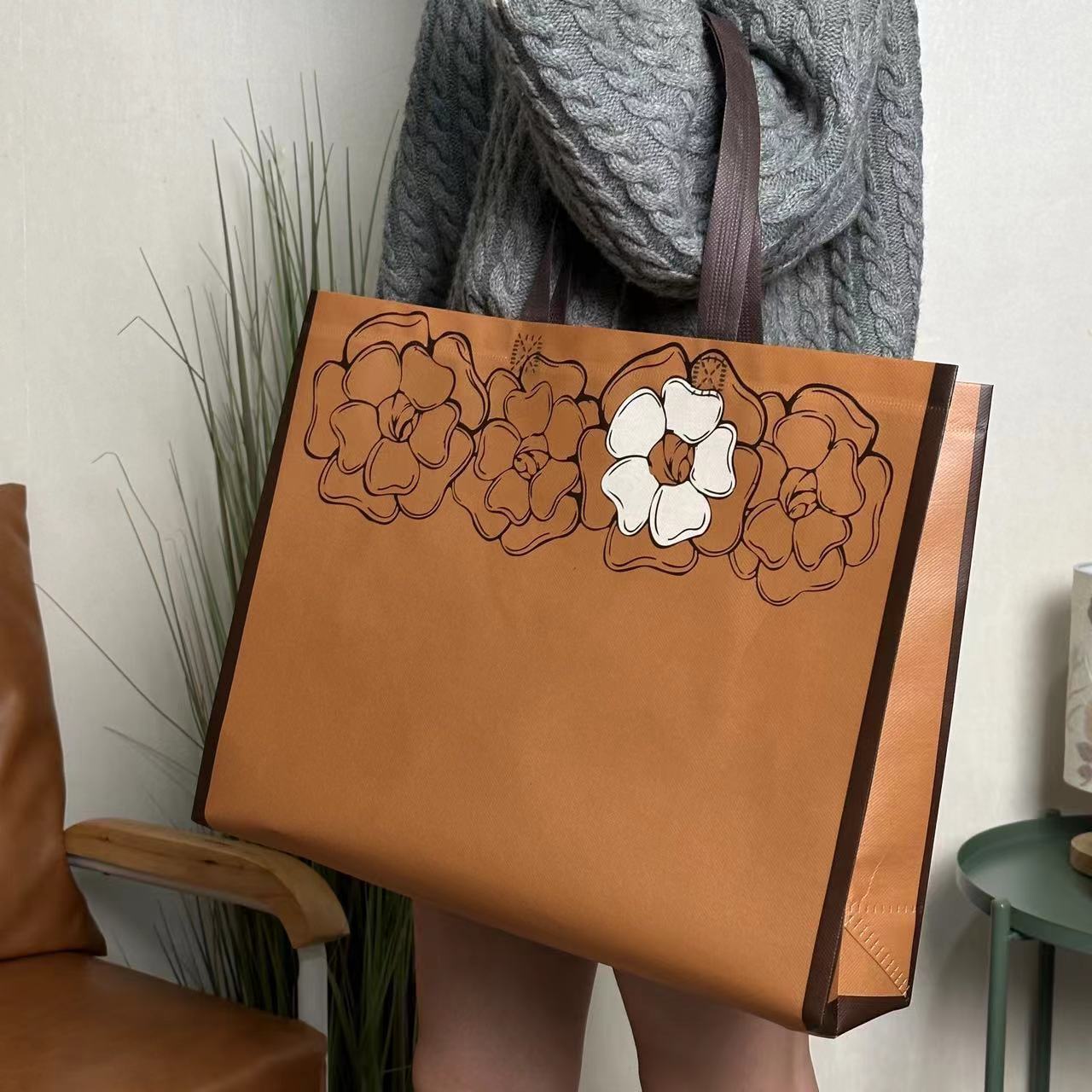 Slurp bag factory, wholesale green handbags thickened, vest bags folded, gift bags told.