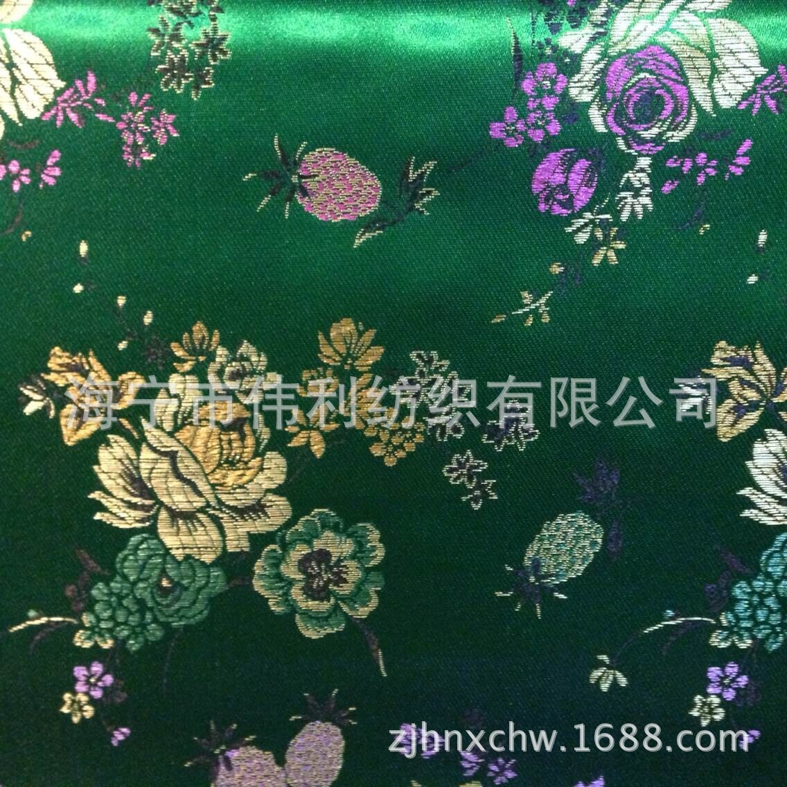 供应织锦缎，婚纱面料，汉服面料，寿衣面料，童装面料。