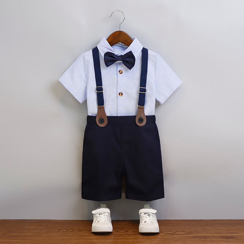 Children's dress with new stripes and shorts and thongs for the summer.