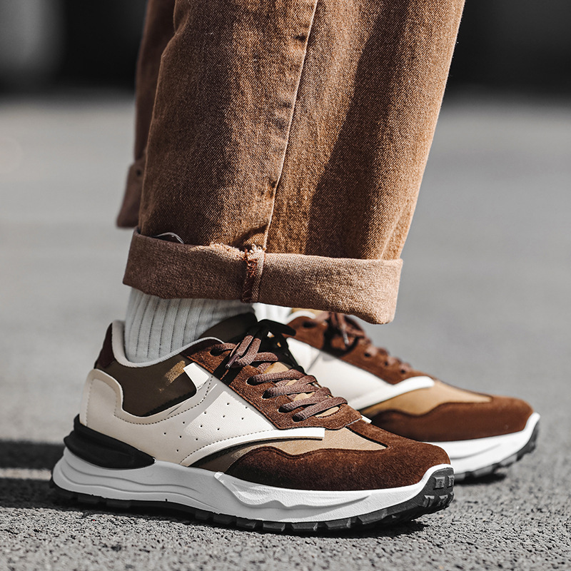 Little boys' shoes, summer old man's shoes are so thick, and Agump's shoes are so thick, he's a man of high sense.