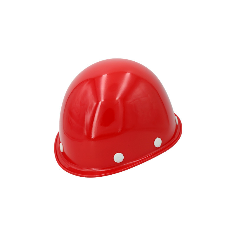 The steel helmet factory customises the glass and steel safety caps of the Aanye.