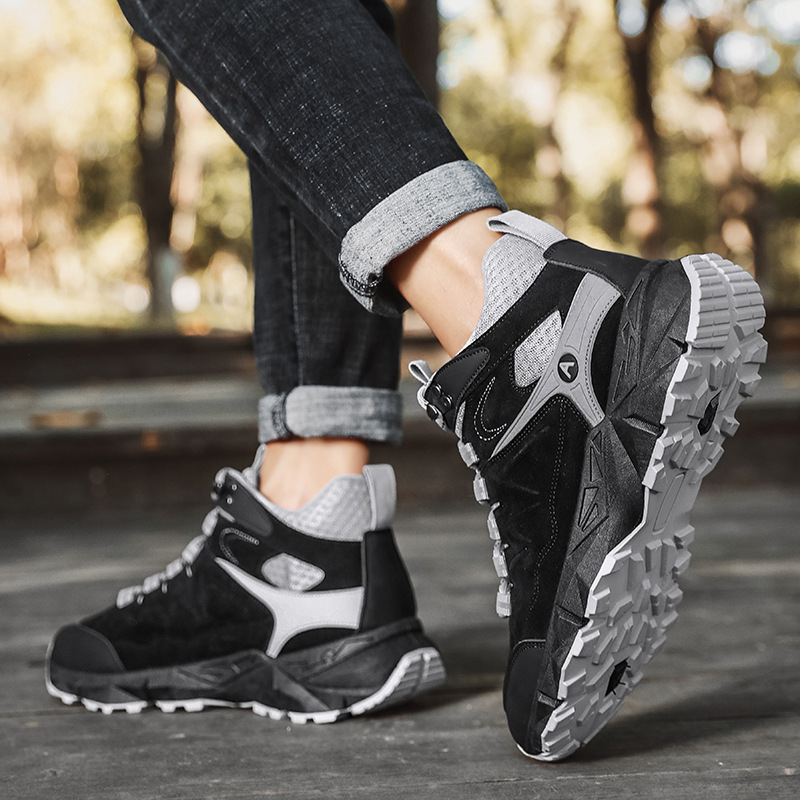 2023 new Autumn Outdoor Shoe Breaking New Sporters.