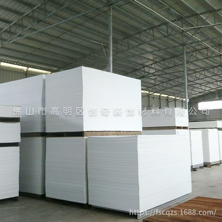 The factory distributes 10mmPVC free-flipboard, PVC architecture decorations, white Chevy sculptor.