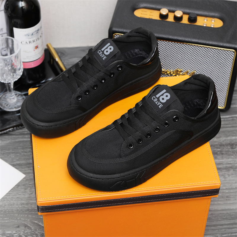 In 2024, the new Recreational Sporter Shoes helped men to breathe black shivering mango shoes.