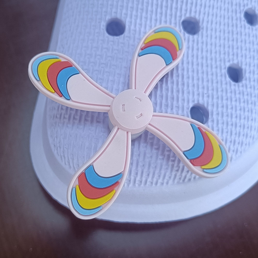 cối xay gió với giày và lỗ và giày với diy-coon-shoe-shoe-decated curc card M
