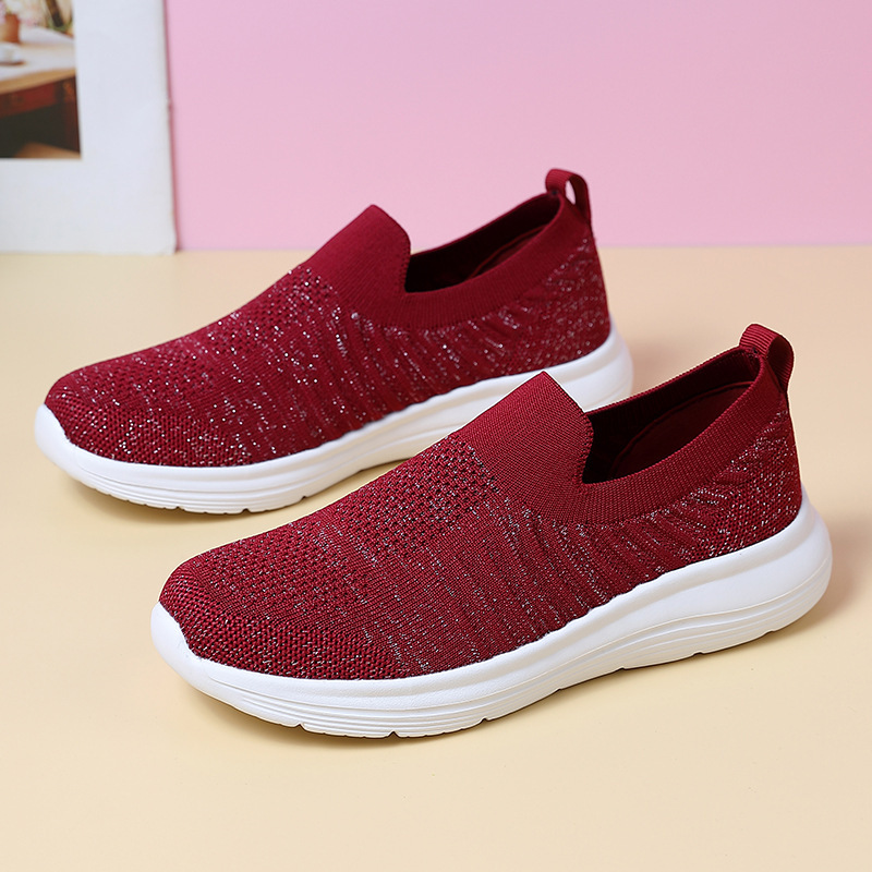 Scratch mother's shoes, shoes for girls, sneakers, sneakers, shoes for old people.