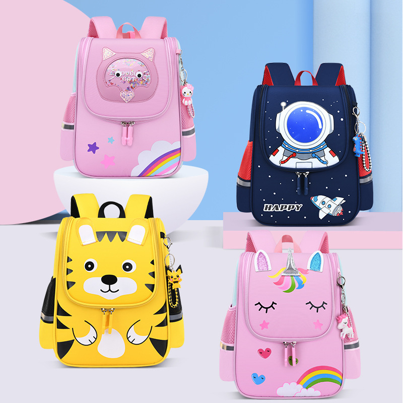 Kindergarten bags, cute tiger cartoons, waterproof double shoulder packs, light air-trapped baby backpacks.