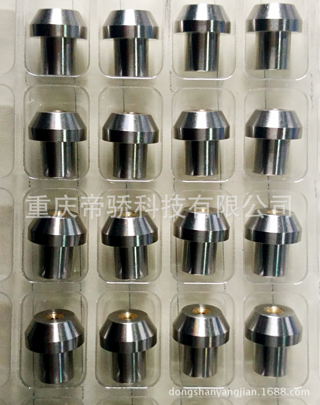 The factory supplies sapphire, sapphire nozzles, high-pressure water cutting nozzles, all kinds of sapphire.