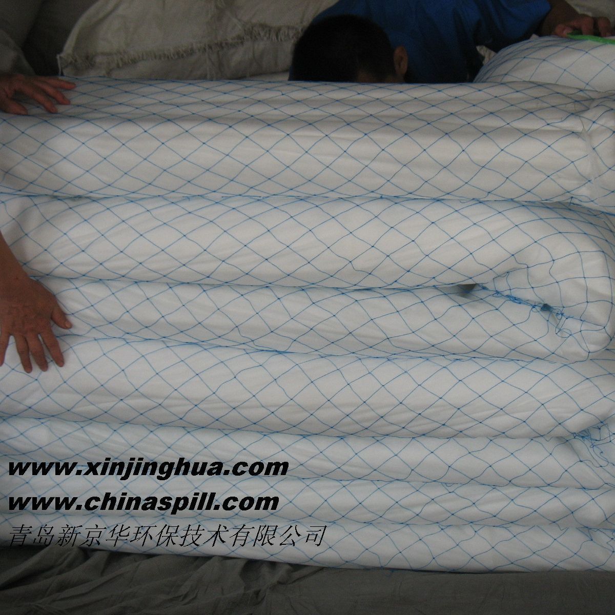 Nhà máy sản xuất dầu khí XTL-Y200 có một loại dầu hút nổi chuyên về dầu tràn
