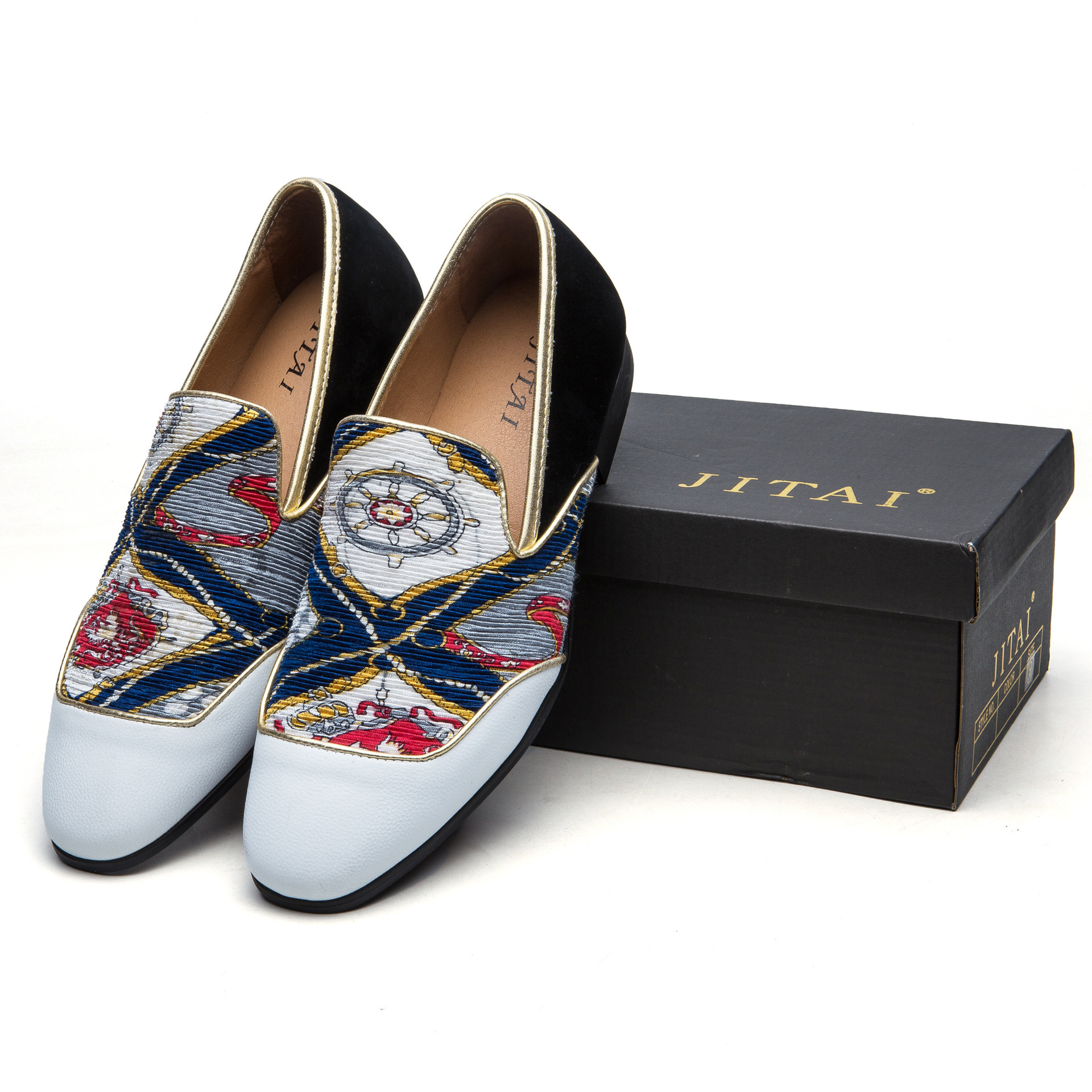 Cross-border large-scale men's leisure shoes, raffle shoes, Korean loafers' shoes, fresh spring shoes.