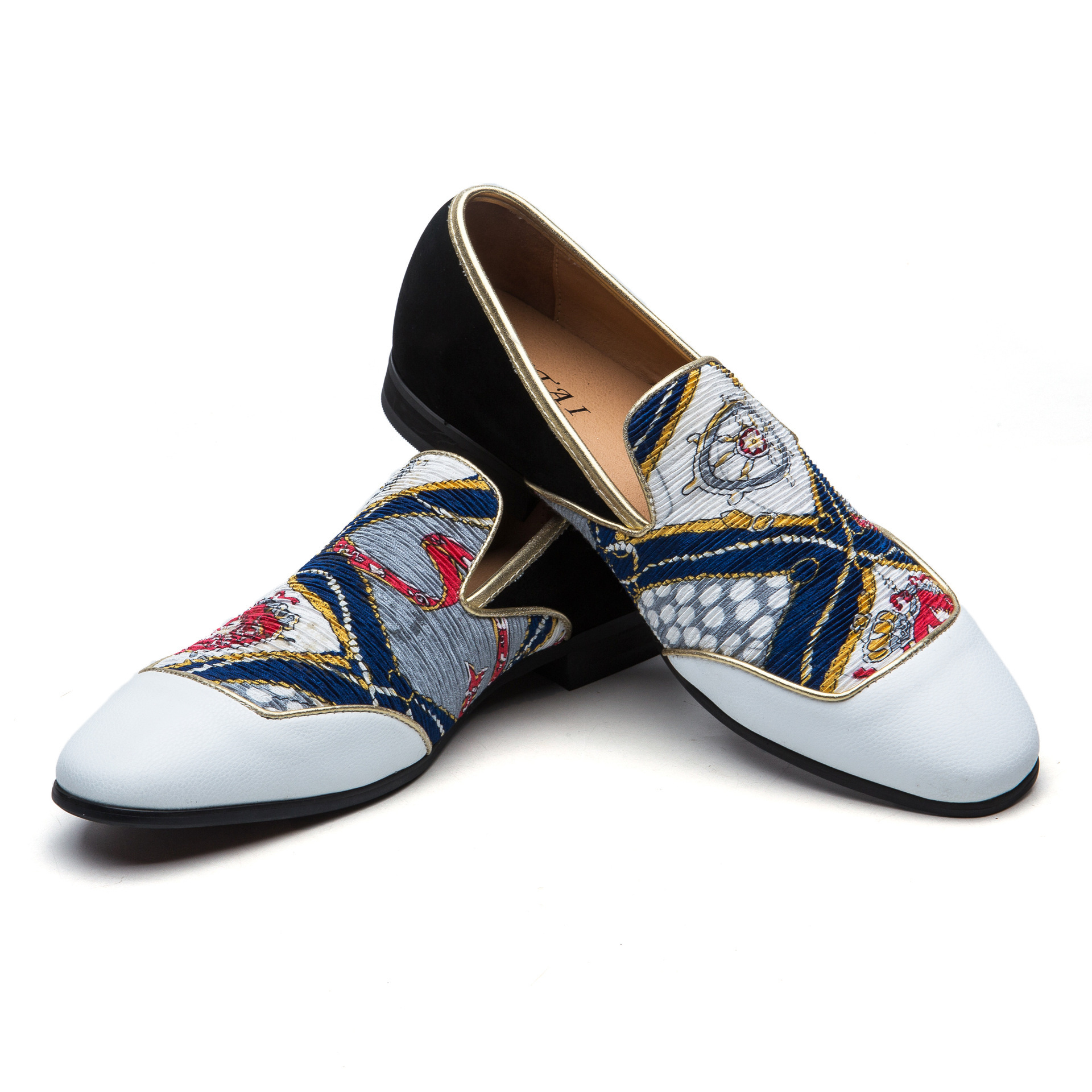 Cross-border large-scale men's leisure shoes, raffle shoes, Korean loafers' shoes, fresh spring shoes.