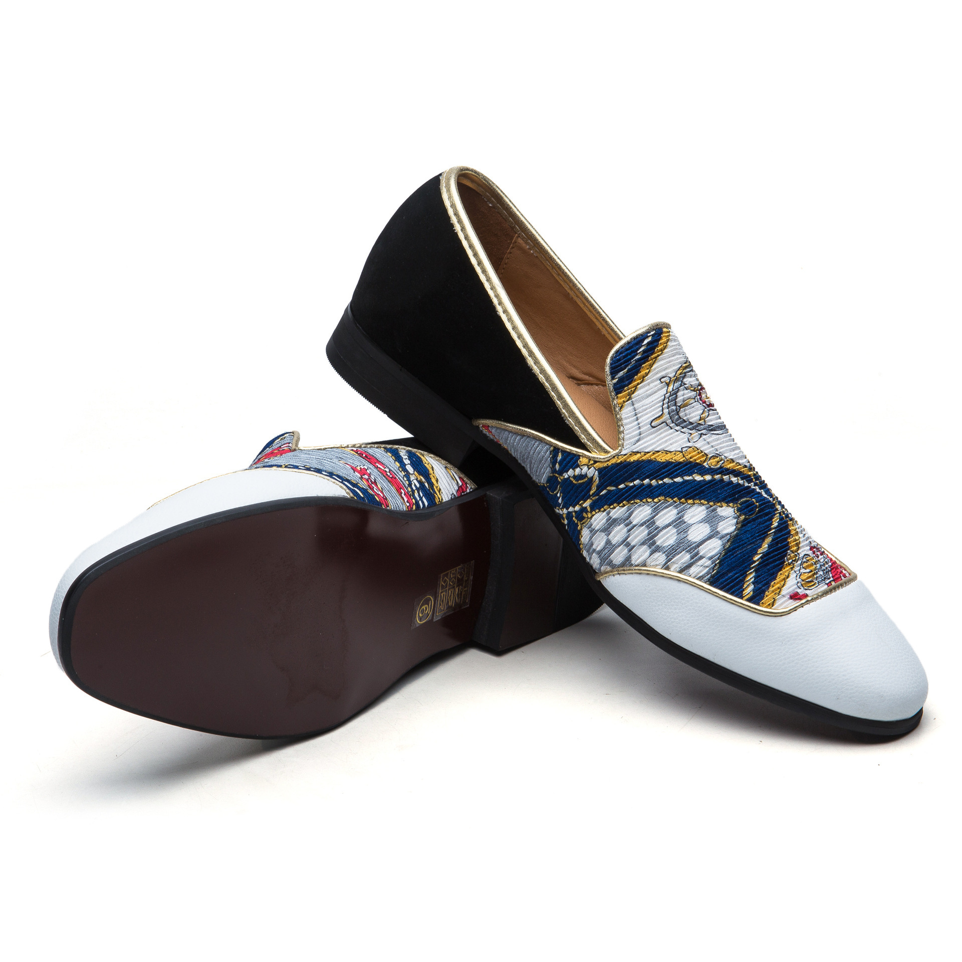 Cross-border large-scale men's leisure shoes, raffle shoes, Korean loafers' shoes, fresh spring shoes.