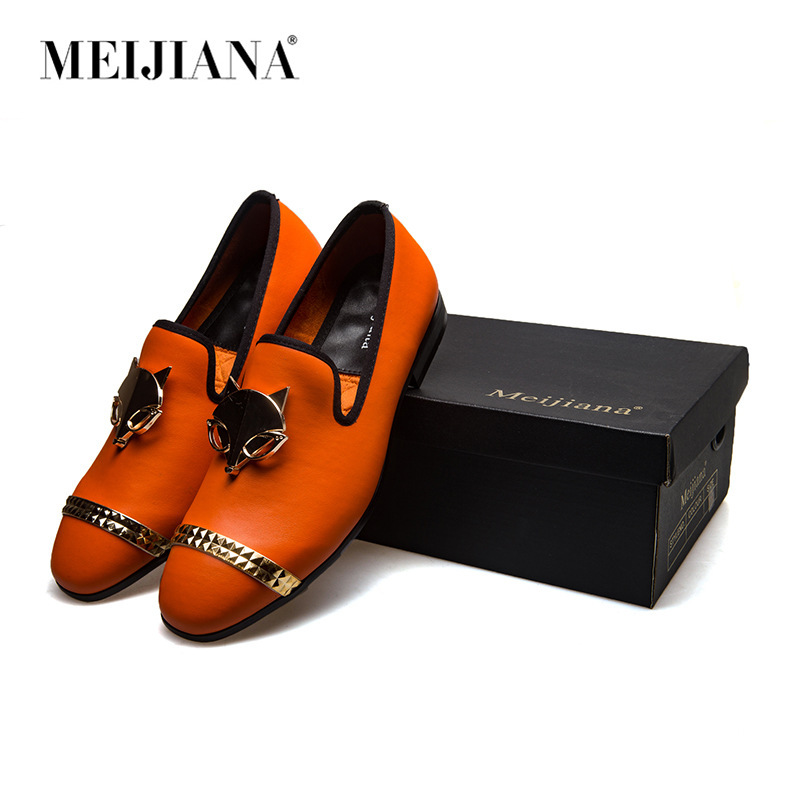 Men's recreational shoes, men's Happy shoes, Korean loafing shoes, new loafing shoes for the fall of 2018.