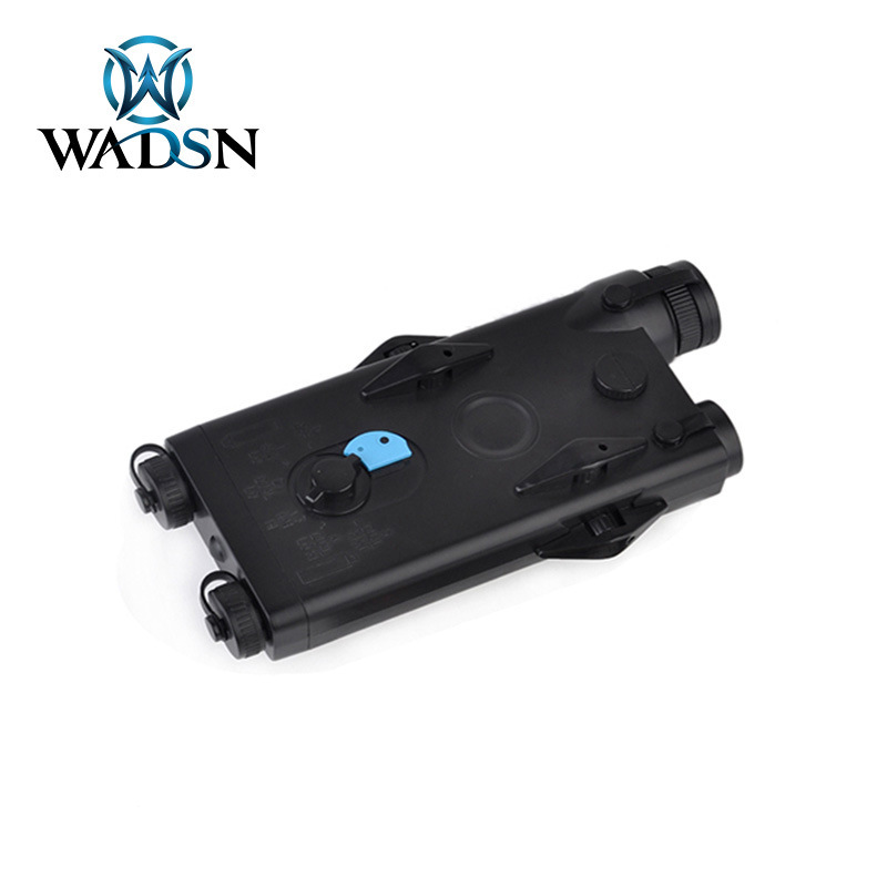 Vũ khí chiến thuật PEQ2 đỏ đạn laser ngoài trời.