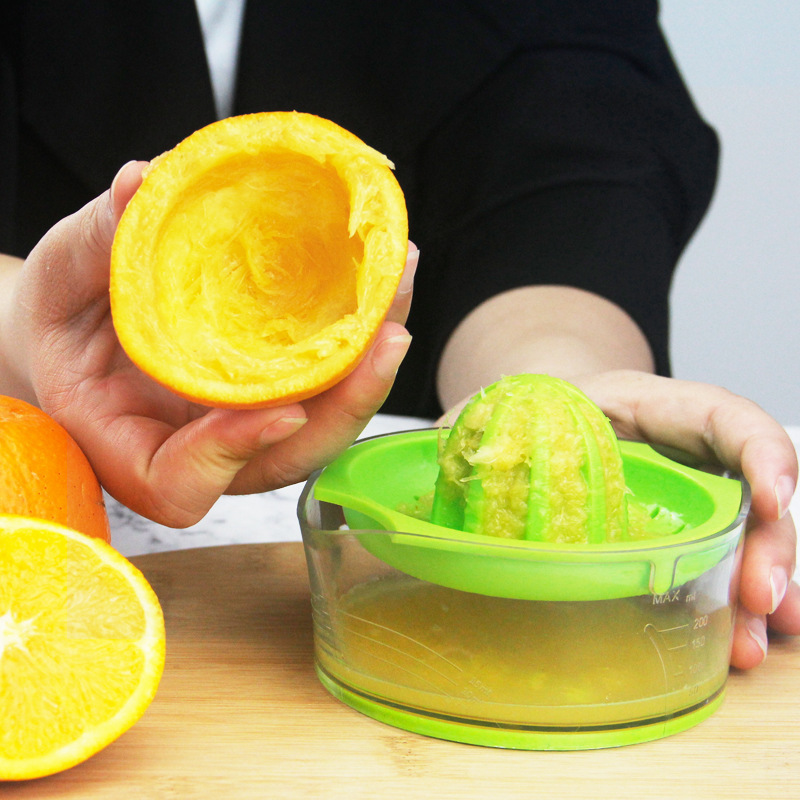 Zong Bong Industrialists using the Kitchen Power Juice Creative Multipurpose Lemon Juicer